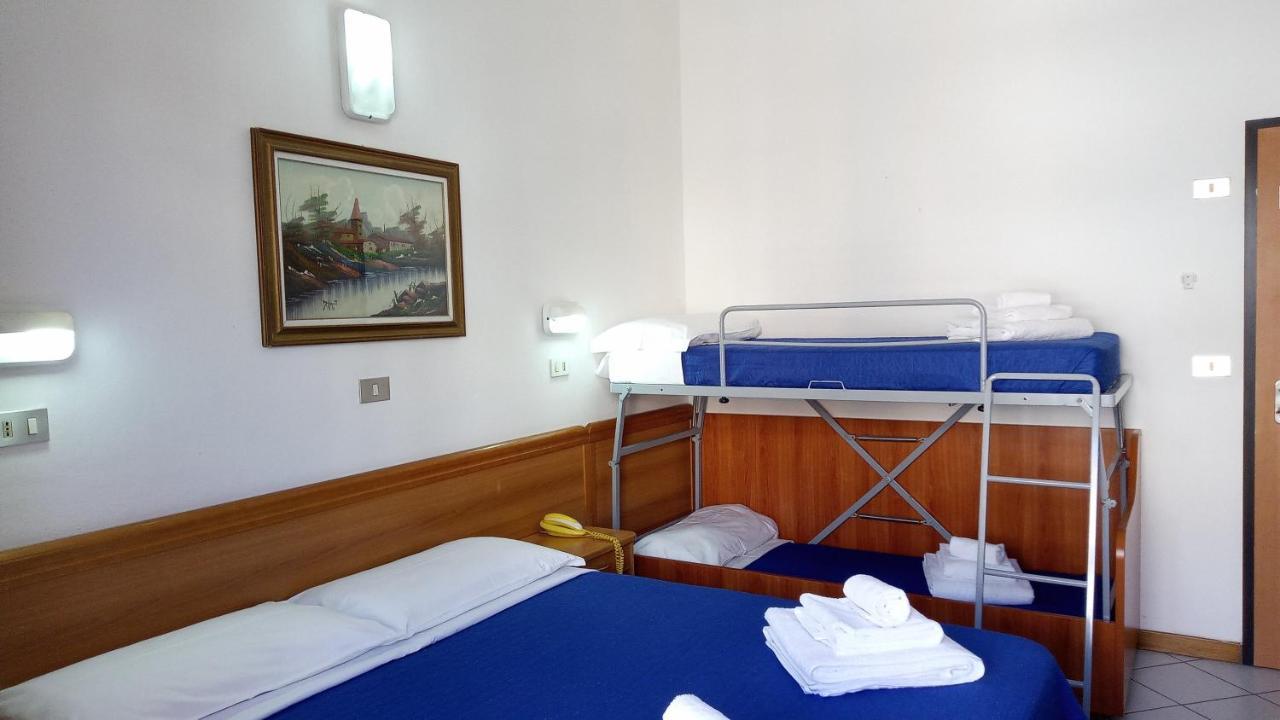 Hotel Venezia Beach San Mauro Mare Kültér fotó