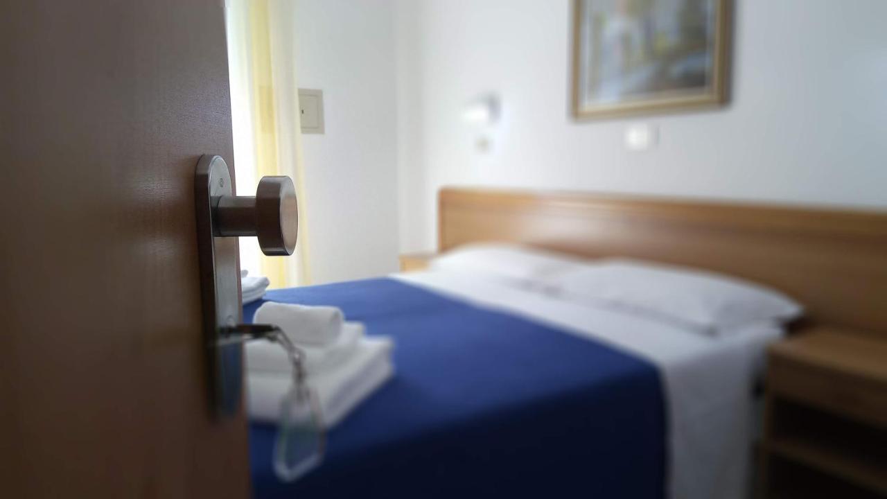 Hotel Venezia Beach San Mauro Mare Kültér fotó